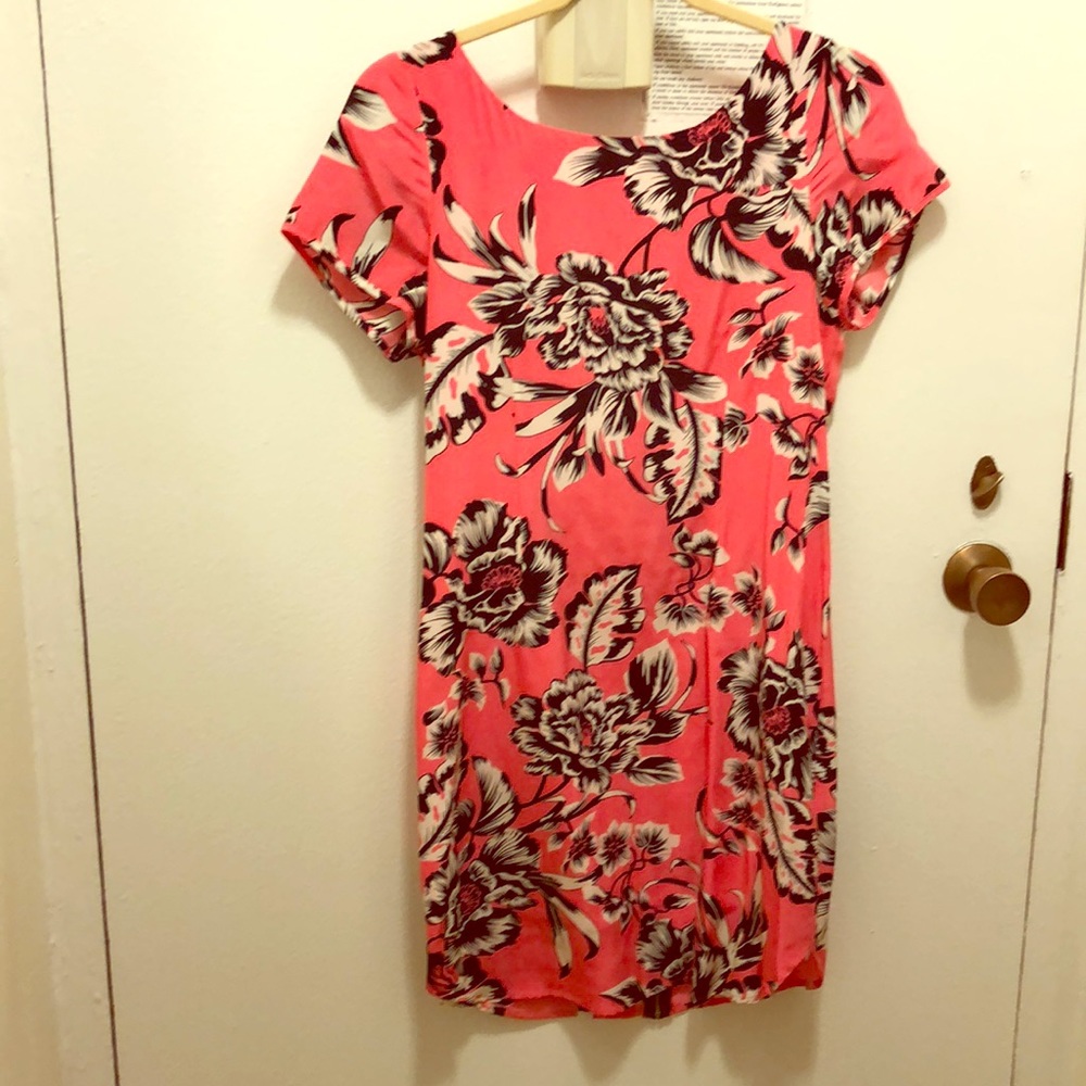 Pink bombshell sheath
